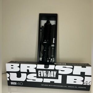 Black Styling Brush
